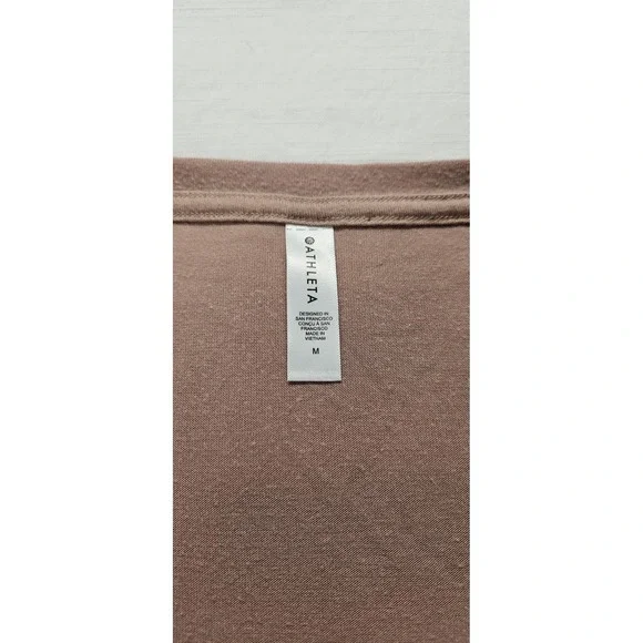 Athleta Med. Cloudlight Stratus Top Mauve, - Picture 2 of 4